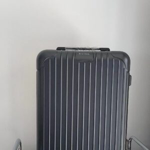 Essential series luggage