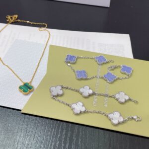 Custom VCA peacock stone chain five flowers white bracelet