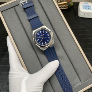 Vacheron Constantin VC Overseas Series Watch