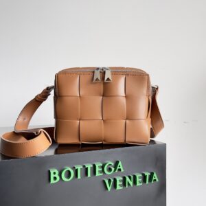 Wood color designer shoulder bag