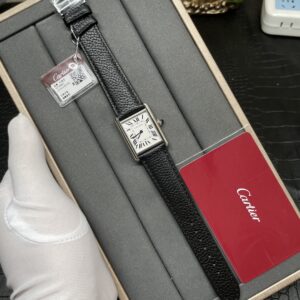 Cartier tank must de cartier series