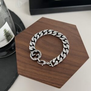 New version Gucci interlocking double G silver chain bracelet
