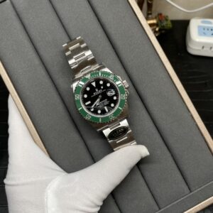 Rolex Submariner Green Dial 3235 Movement 904L Steel 41mm