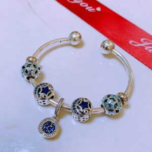 Puka Bead Bracelet
