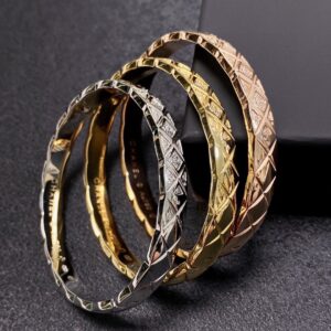 Chanel 2023 new rhombus engraved bracelet