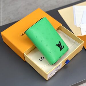 Card wallet green