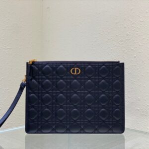 Louis Vuitton Caro Daily modern handbag