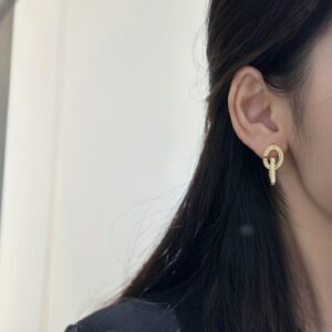 Dior Dedicated CD Earring in Soft Tone Pearl