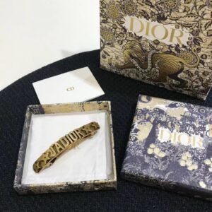 Dior Dedicated CD Earring in Soft Tone Pearl