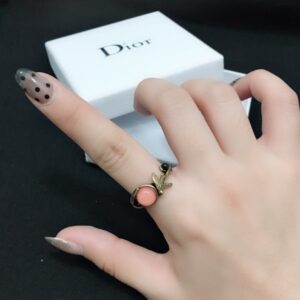 Dior Dedicated CD Earring in Soft Tone Pearl