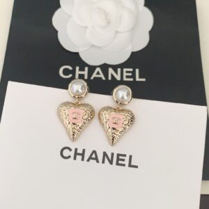Chanel pink heart earring