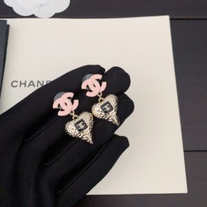 Chanel pink CC black heart earring