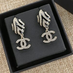 Chanel black diamond CC earring