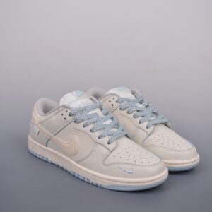 Nike SB Dunk Low Pearl Blue