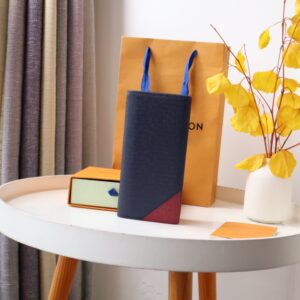 Brazza wallet Taiga leather