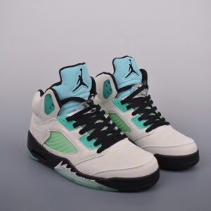 Nike Air Jordan 5 Retro Sneaker