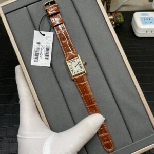 Cartier Tank series 1529856 model