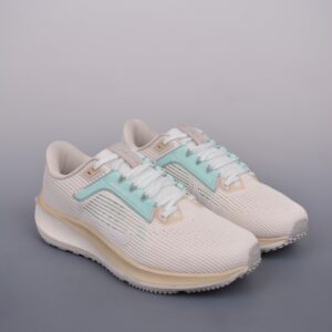 Nike Air Zoom Pegasus 40 Sneaker