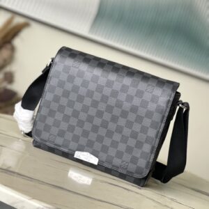 District Travel Pouch