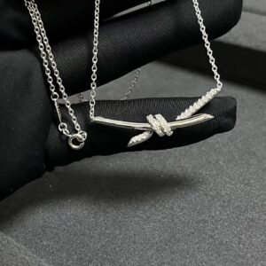 Tiffany 18k gold diamond twisted rope necklace
