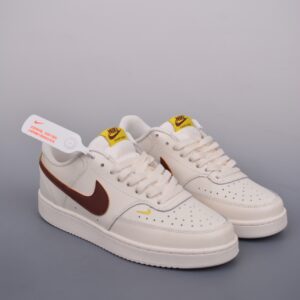 Nike Court Borough Low Sneaker
