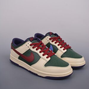 Nike SB Dunk Low Mi Green Sneakers