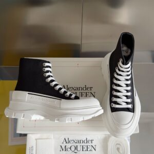 Alexander McQueen Tread Slick sneakers