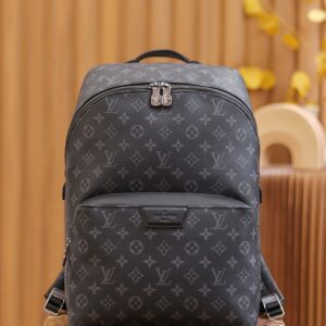Louis Vuitton Discovery shoulder bag