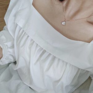 Bvlgari versatile small dress necklace