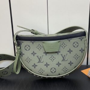M23838 Moon Crossbody Green