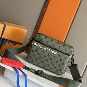 Trio Postman Bag