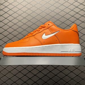 Air Force 1 low-cut sneakers