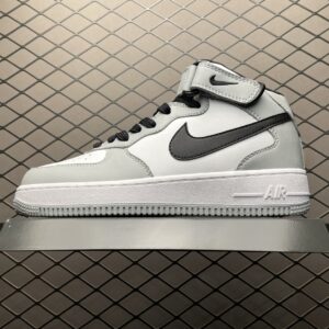 Air Force 1 low-cut sneakers