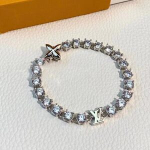 Zircon charm bracelet