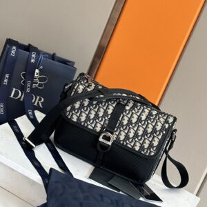 Dior 8 Handbag with Strap 1EIP