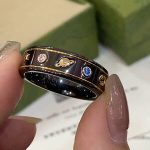 Gucci planet white ceramic ring