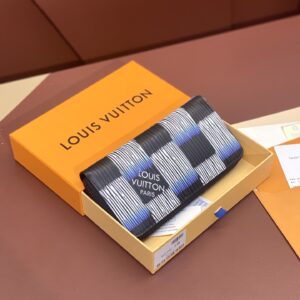 Zippy Zipper Wallet