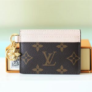 Zippy Vertical wallet pink design