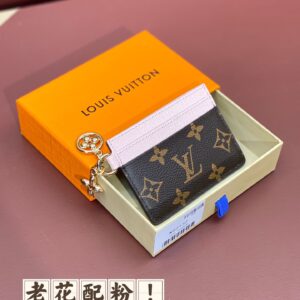 Porto Cult LV Charm Model M82132