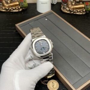 Patek Philippe Nautilus 5726/1A series wristwatch