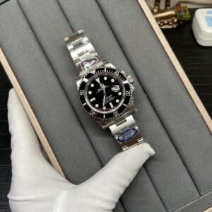 40mm Rolex Submariner black