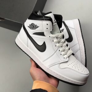 Nike Air Jordan 1 Mid white black shoe