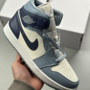 Air Jordan 1 Mid white black authentic shoe