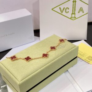 VCA rose gold red agate five flowers bracelet customer order