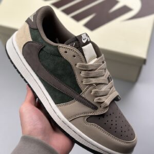 Travis Scott x Air Jordan 1 Low OG AJ1 reversed hook shoe