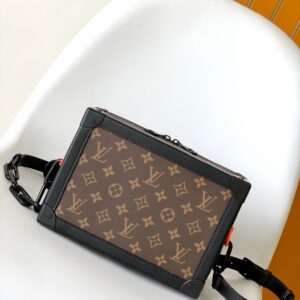 Soft Trunk bag with leather pattern and monogram