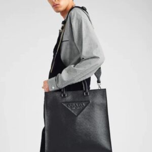 Gucci embroidered tote bag with detachable strap