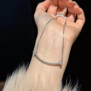 Full diamond smile necklace