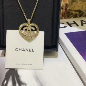 Chanel 24P new light gold full diamond hollow woven heart necklace