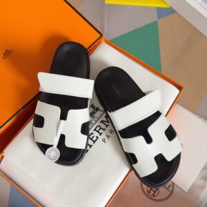Hermes Chypre Series leather design casual slip-on